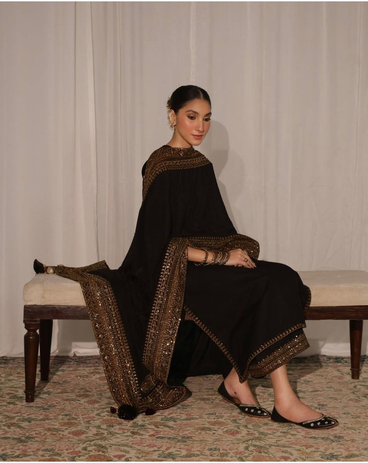 Lawn-3PC Embroidered Shirt with Organza Sequins Embroidered Dupatta- 5135