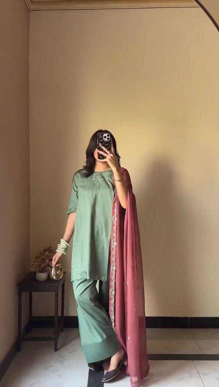Dhanak-3PC Embroidered Shirt with Chiffon Embroidered Dupatta-3452